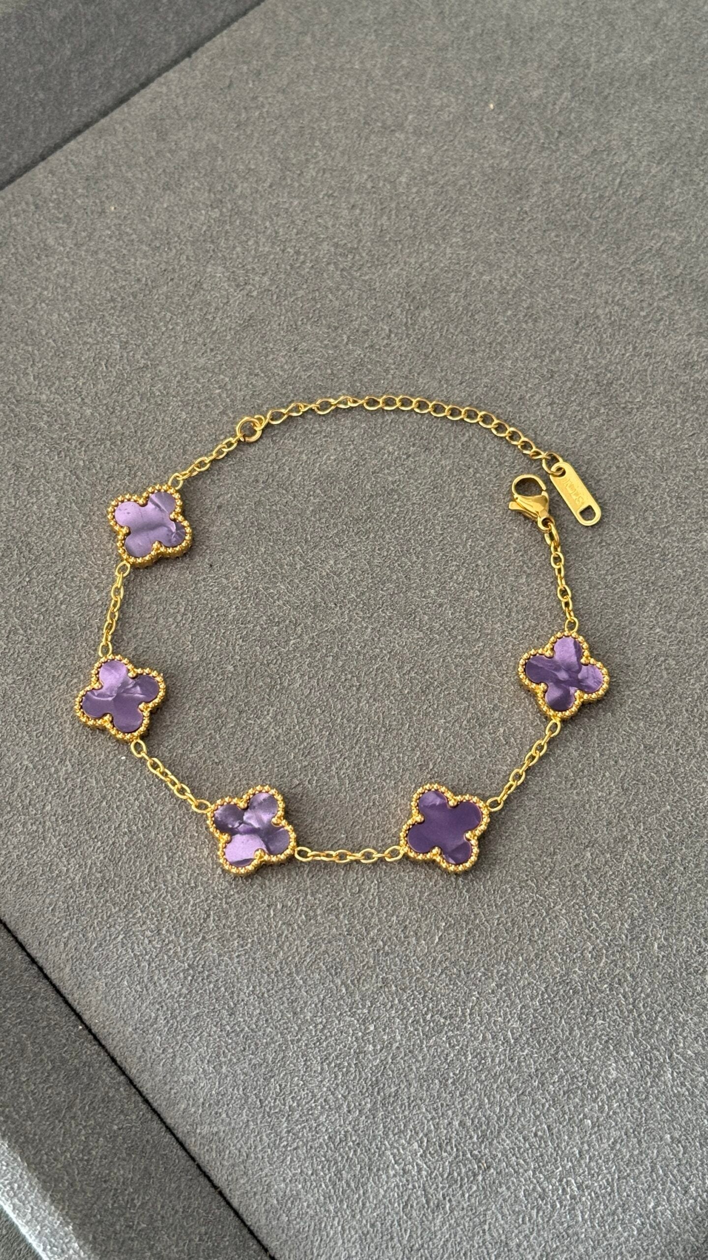 PULSERA TRÉBOL PÚRPURA