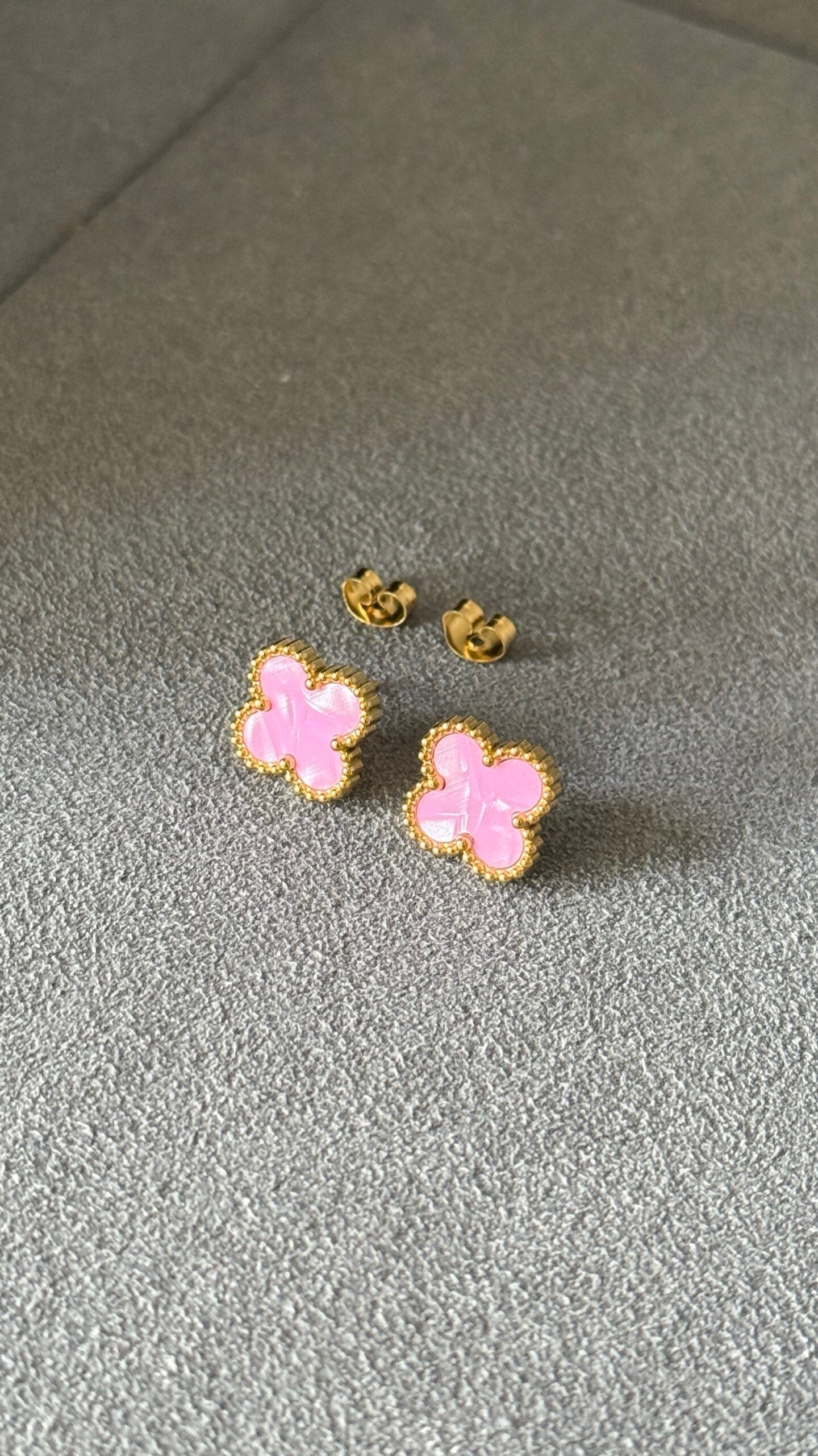 PENDIENTE TRÉBOL ROSA BR