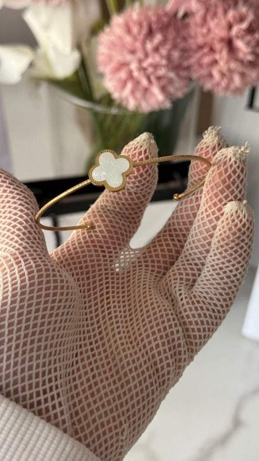 PULSERA CHARL TRÉBOL ORO/ BLANCA